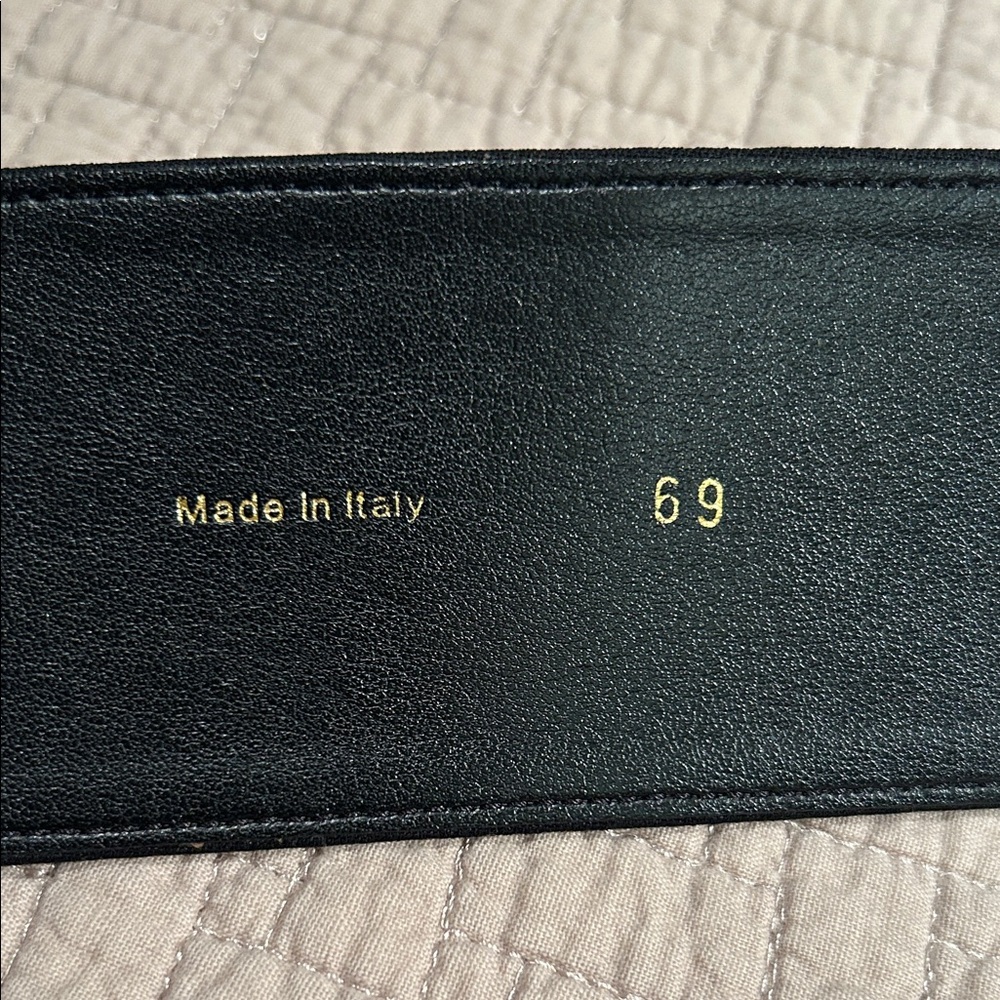 Stella McCartney Black Belt with Gold Buckle - Picture 3 of 7